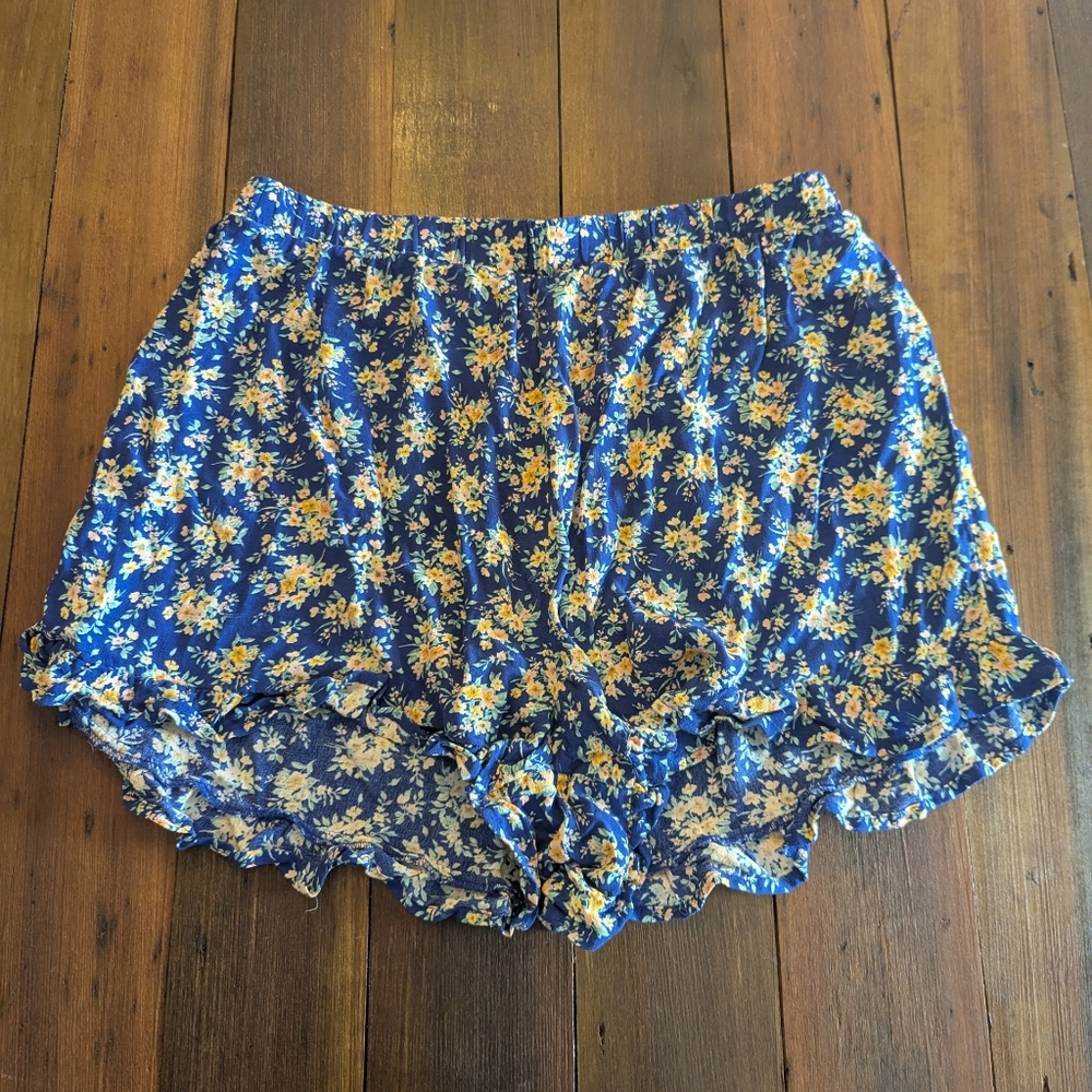 American Eagle Women’s‎ Blue Ruffle Floral Shorts, Daisies Size Large